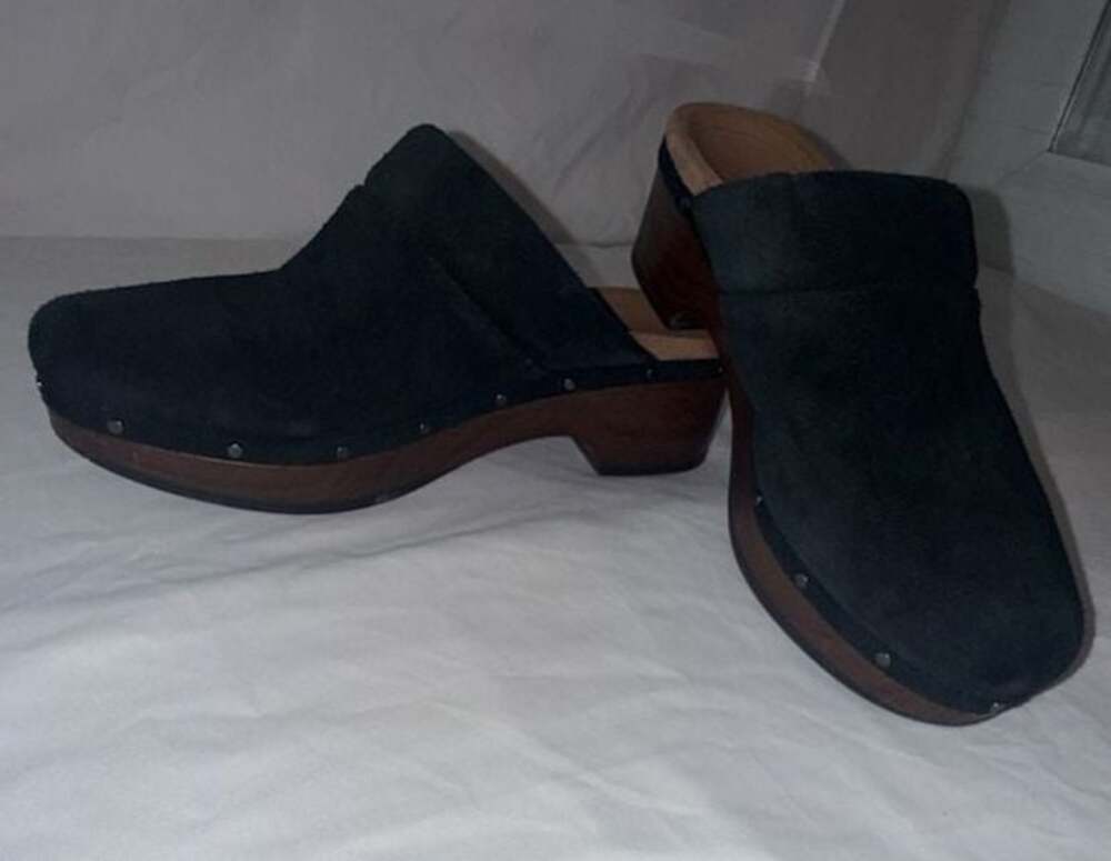 Vionic Kacie Black Suede Studded Platform Clogs